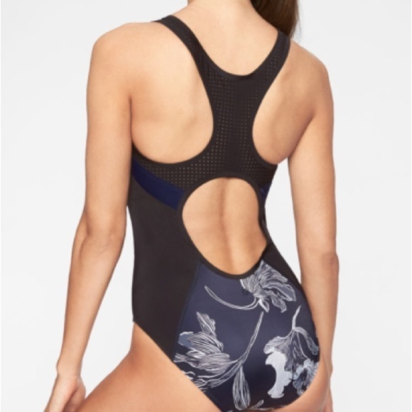 Athleta Fiore One Piece Swimsuit - XS - Picture 2 of 7